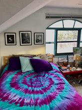 Load image into Gallery viewer, Tie Dye Bedding