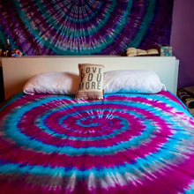 Load image into Gallery viewer, Tie Dye Duvet Cover