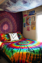 Load image into Gallery viewer, Tie Dye Bedding