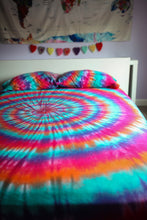 Load image into Gallery viewer, Tie Dye Bedding