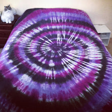 Load image into Gallery viewer, Tie Dye Duvet Cover