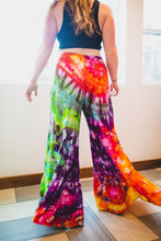 Load image into Gallery viewer, Ice Dye Flare Pants