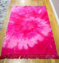 Load image into Gallery viewer, Tie Dye Rug
